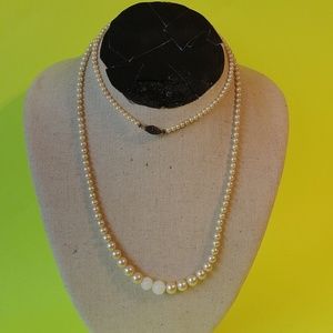 Vintage Faux Pearl Necklace